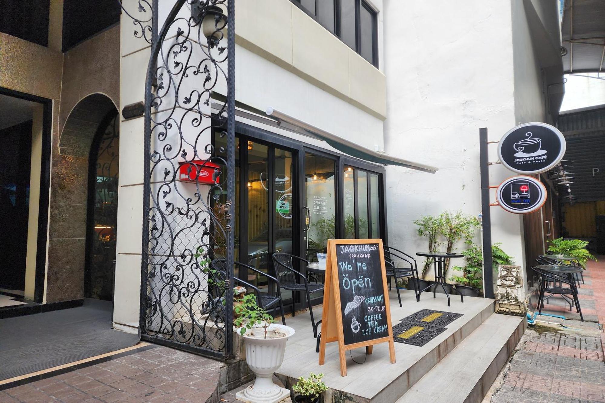 Bnb98 Silom Hotel Μπανγκόκ Εξωτερικό φωτογραφία